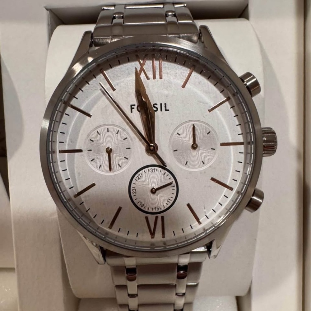Fossil watch